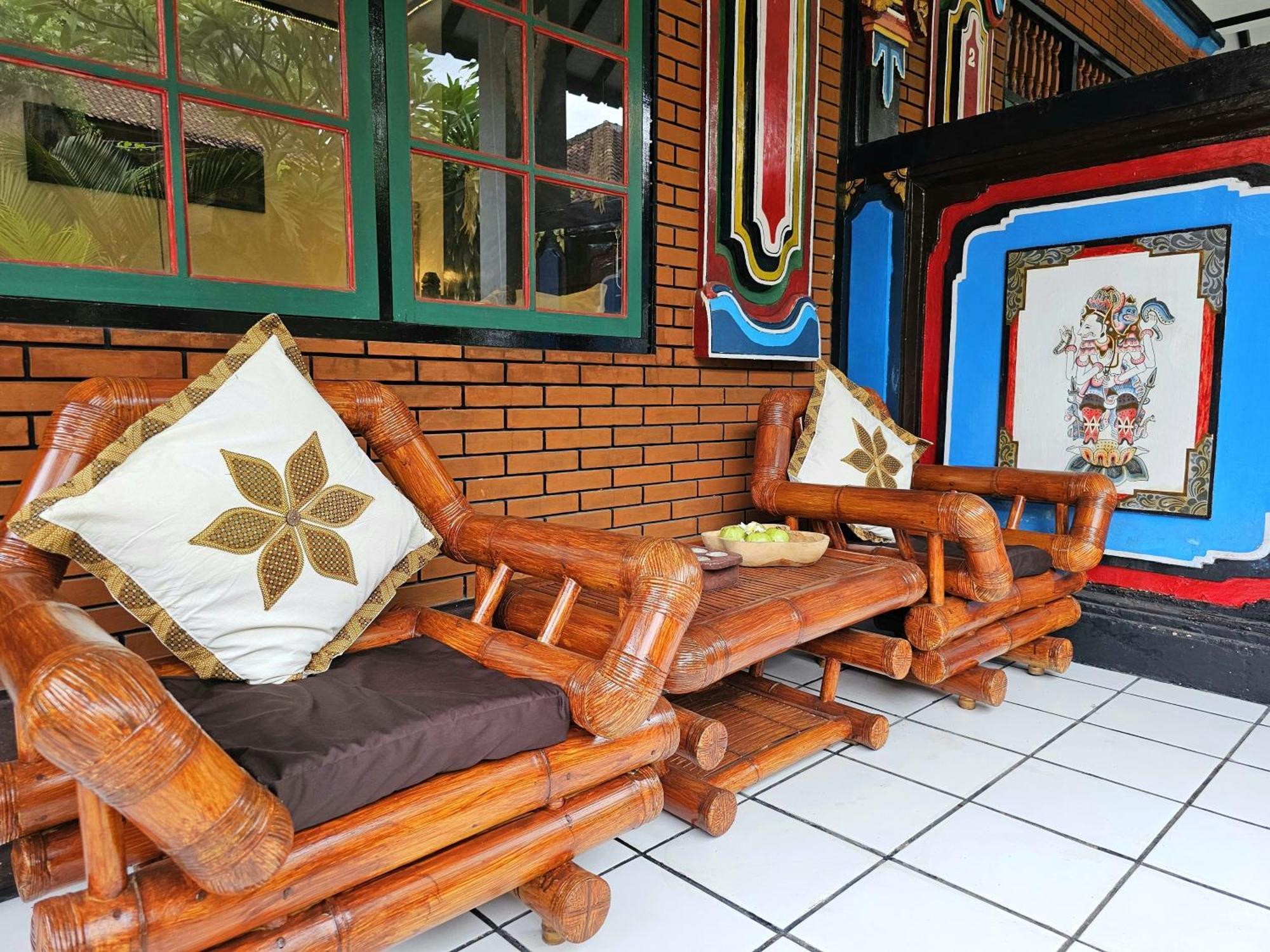Binaria Museum Hotel Ловіна Екстер'єр фото